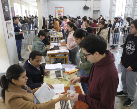 Ministerio de Salud siguió adelante con la ejecución de la prueba a pesar de las críticas.