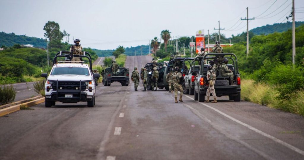 Six days of violence: military and armed civilians clash in Sinaloa