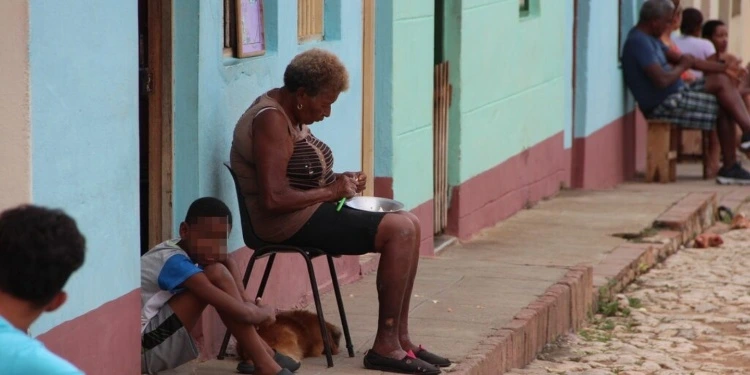 cubanet-cuba-anciano-nino