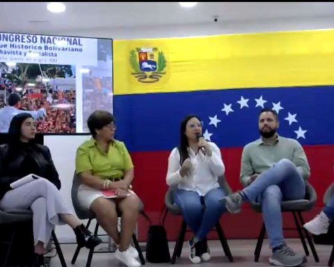 Social Movements met with the team promoting the Congress of the Historical Block