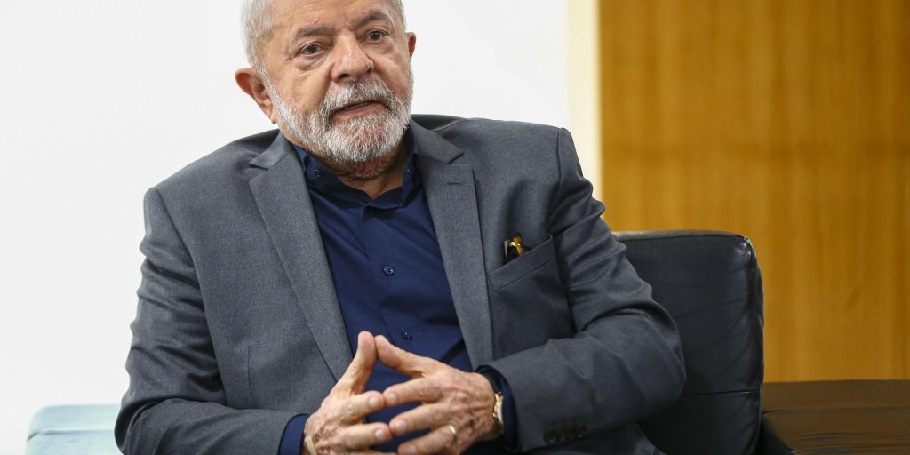 “Someone who practices harassment will not stay in government,” says Lula