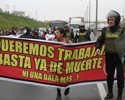 Panamerica Norte: transportistas hacen paro exigiendo seguridad tras ola de extorsiones. Foto: César Bueno @photo.gec