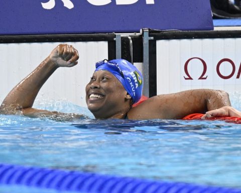 Swimming brings two more podiums and leaves Brazil close to its 400th medal