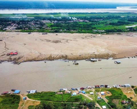 The Amazon River shrank in Colombia by up to 90% due to drought