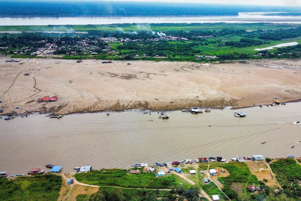 The Amazon River shrank in Colombia by up to 90% due to drought