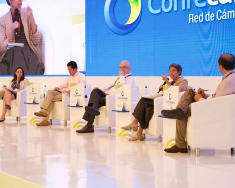 The Bank of the Republic warns that it is inconvenient to modify the fiscal rule