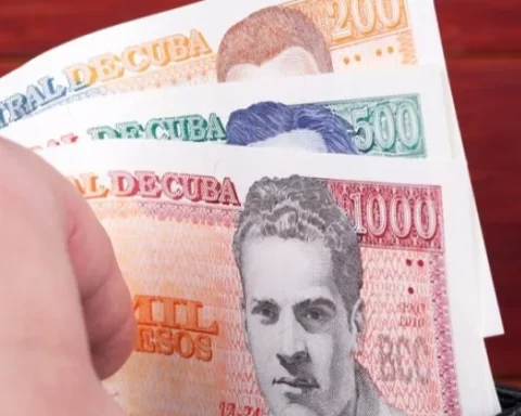 Billetes cubanos