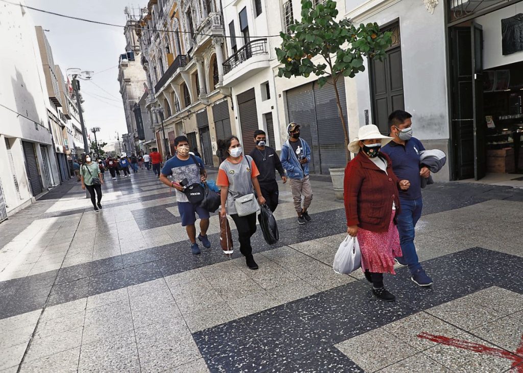 The difficulties of a businessman in downtown Lima