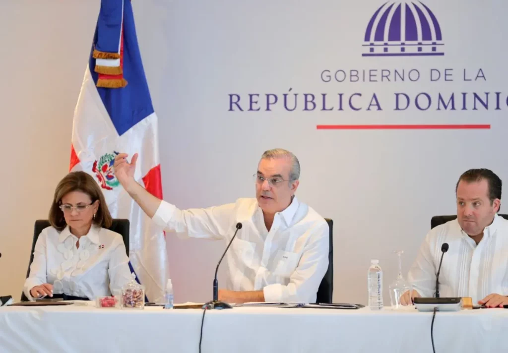 Gobierno dará el martes primer palazo para extensión de la UASD en SDE