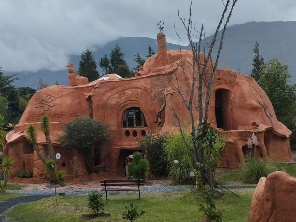 The largest ceramic house in the world is located in one of the most charming towns in Colombia