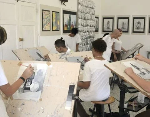 Estudiantes de la Academia Nacional de Bellas Artes San Alejandro, en La Habana