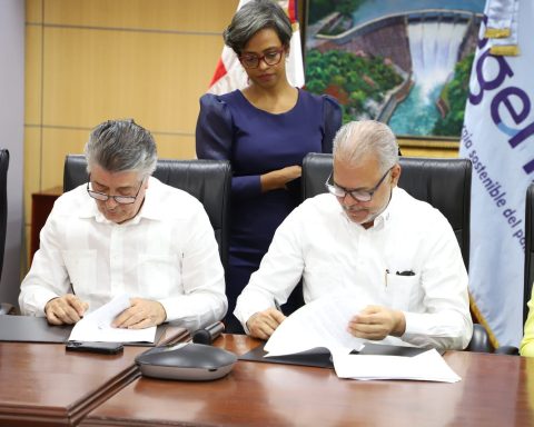 Privados de libertad en modalidad de “Medio Libre” reforestarán cuencas hidrográficas