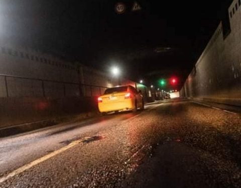 Traffic is restored in the Havana Bay tunnel after flooding