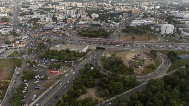 Traffic jams at kilometer 9 eased in the morning and returned at night