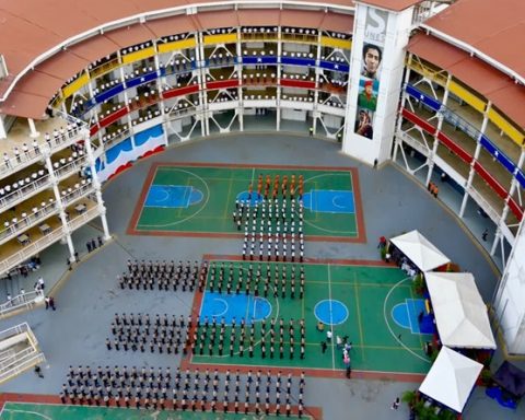 UNES will process pre-registrations until November 22