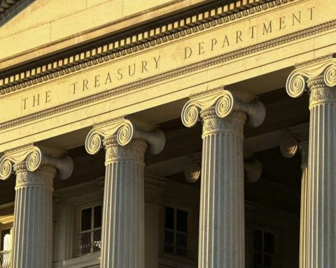 US issued coercive measures against 16 Venezuelan officials