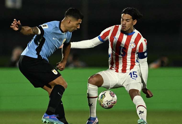 Uruguay and Paraguay drew 0-0 in Luis Suárez's farewell to La Celeste