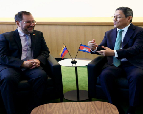 Venezuela expands bilateral agenda with Türkiye, Cambodia and Azerbaijan