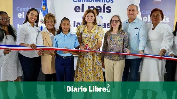 Vice President Raquel Peña inaugurates a high school in Santo Domingo Norte