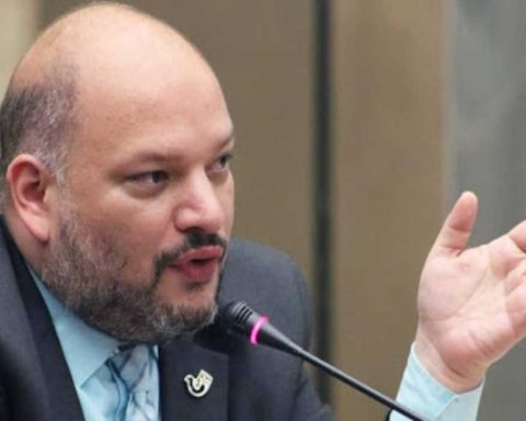 Vice-foreign minister rejects Canada's "cynicism" for ignoring fascist violence in Venezuela