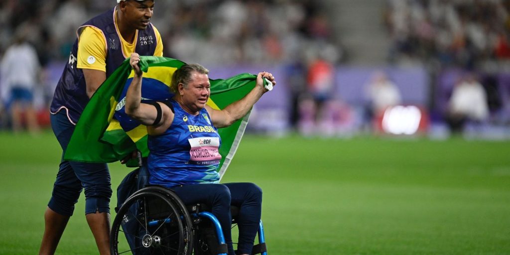 With a sparkle in her eyes, Beth Gomes wants to win the Paralympics three times in 2028