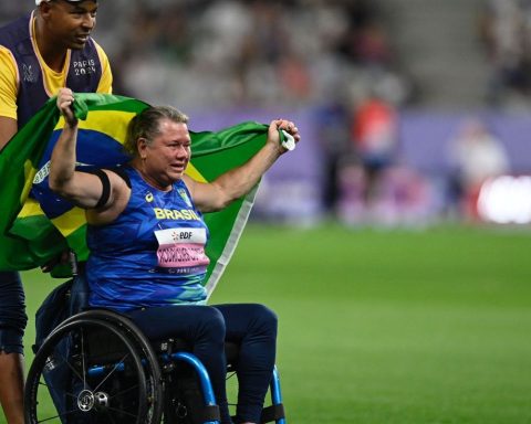 With a sparkle in her eyes, Beth Gomes wants to win the Paralympics three times in 2028