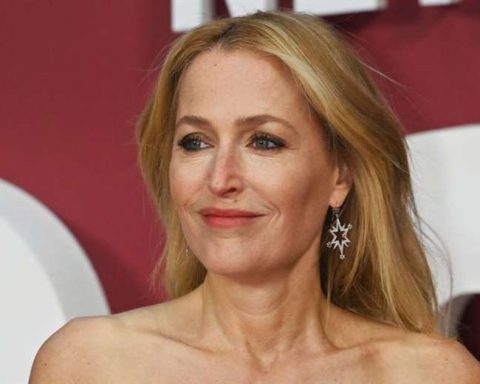 "I was surprised by the shame of sharing sexual fantasies": Gillian Anderson shares her experience of writing and editing the book Want