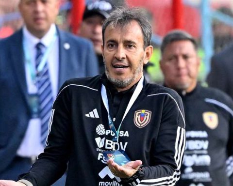 "It is inhumane to play in El Alto"said Venezuela's coach, 'Bocha' Batista