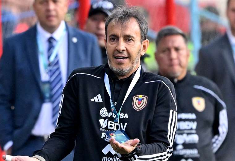 "It is inhumane to play in El Alto"said Venezuela's coach, 'Bocha' Batista