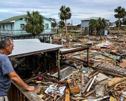 200 dead and hundreds missing: Helene becomes the deadliest hurricane since Katrina in the US.