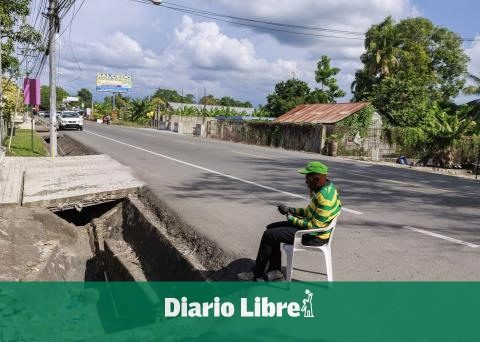 A dangerous road between Salcedo and Tenares