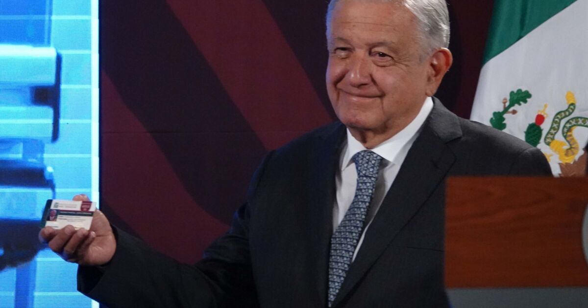 AMLO reports 1.23 million pesos of income in 2024