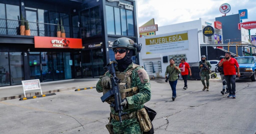 After violence, Sinaloa receives more than 1,000 elements to reinforce security