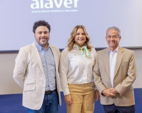 Alaver impulsa el ahorro como base para el desarrollo y la inversión en su 61 aniversario