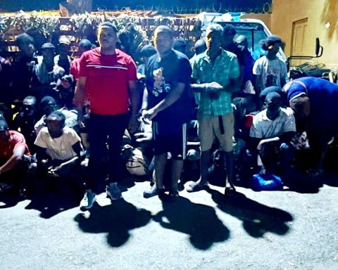 Autoridades de RD detienen a 96 haitianos indocumentados en Montecristi