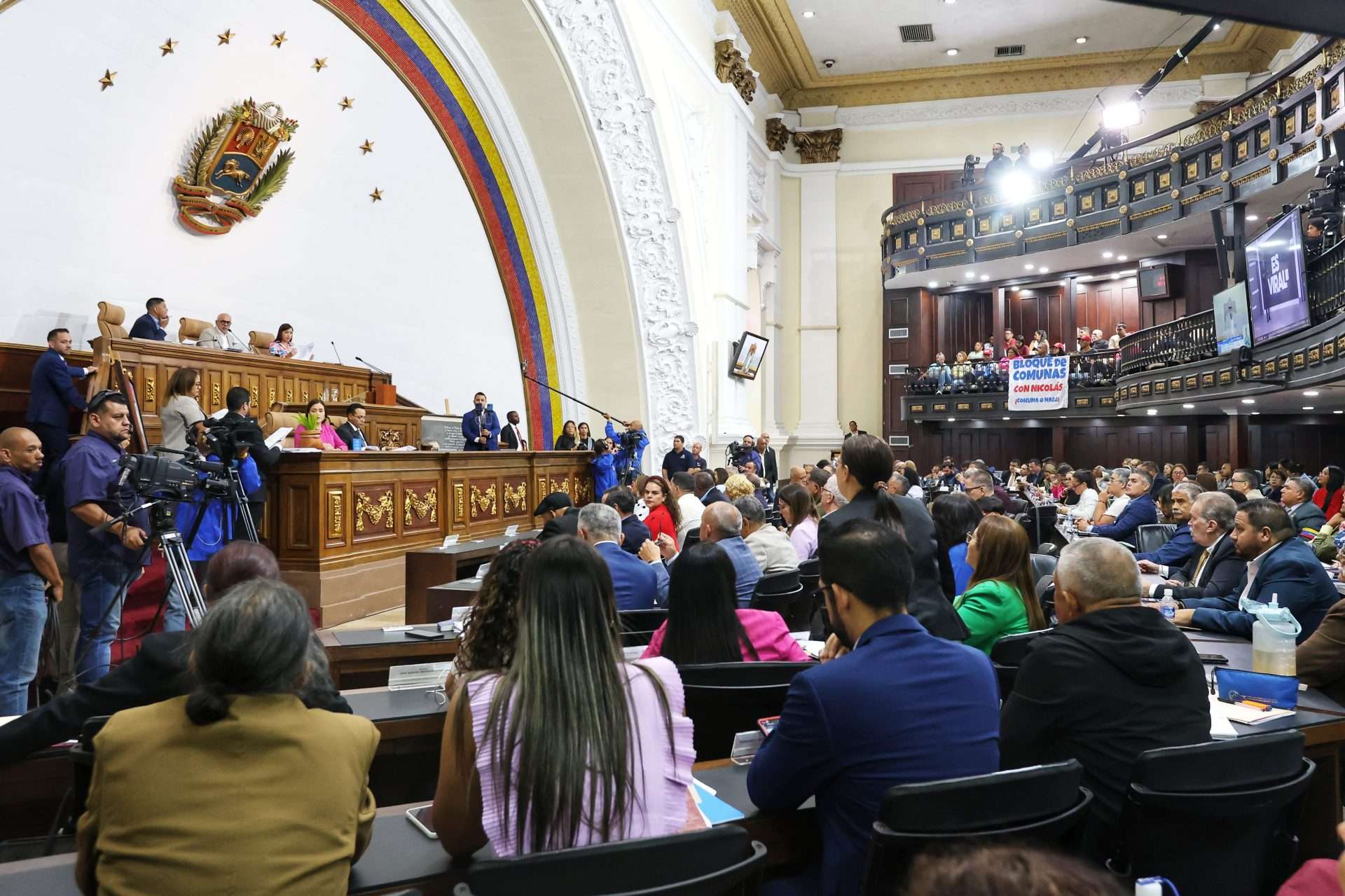 Assembly commemorates the birth of Simón Rodríguez and Rafael Urdaneta