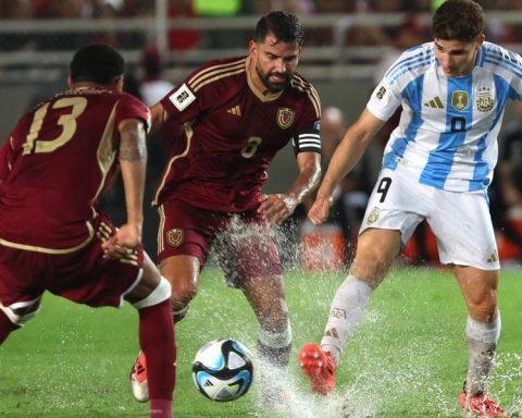 Atlético's Argentines loaded up on minutes in the rain