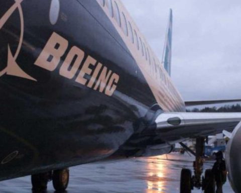 Boeing and union fail in wage increase negotiations