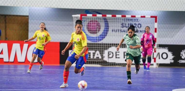 Bolivia shows improvement, but falls to Colombia in the South American U-20 Women's Championship