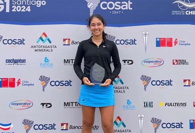 Bolivian Valery Sumoya won two titles in a Chilean tournament on the Cosat Tour