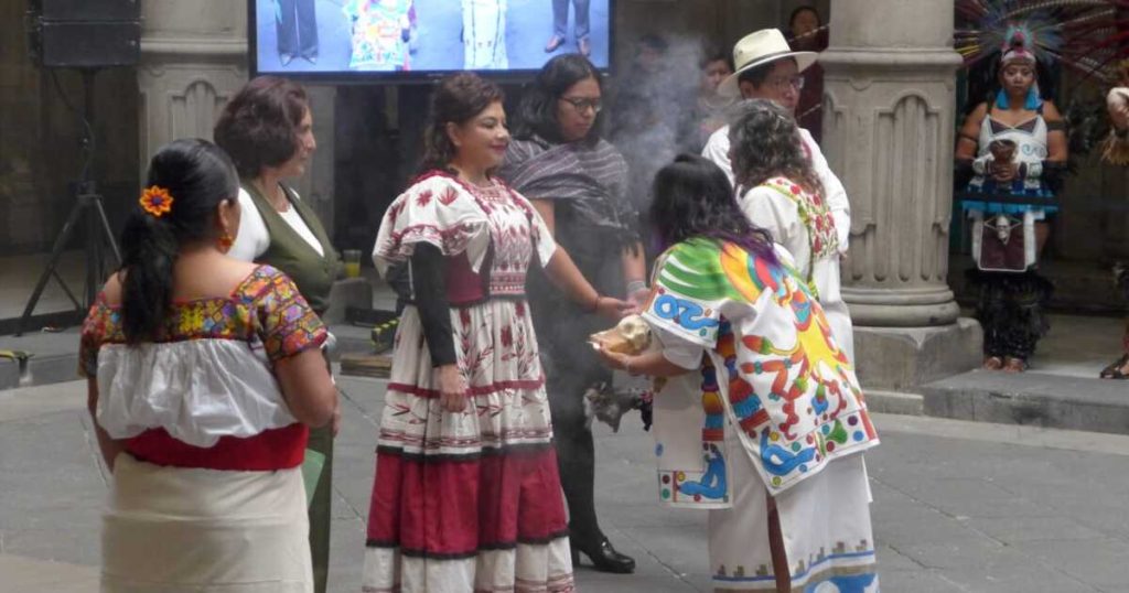 Brugada declares October 12 as Day of Indigenous Resistance in CDMX