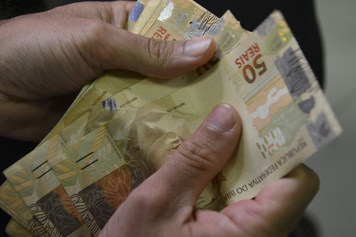 Caixa pays Bolsa Família to beneficiaries with NIS at the end of 9