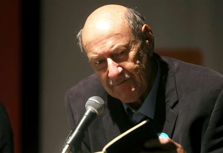 Chilean writer Antonio Skármeta, remembered for 'Neruda's Postman', dies