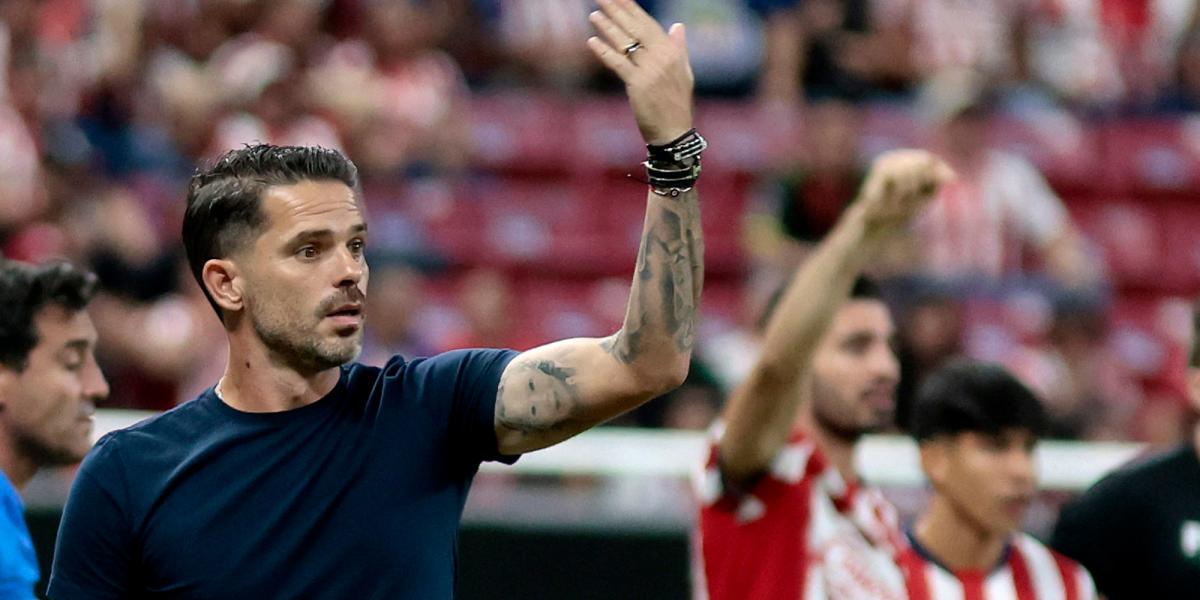 Chivas makes official the departure of Fernando Gago who will be coach of Boca Juniors