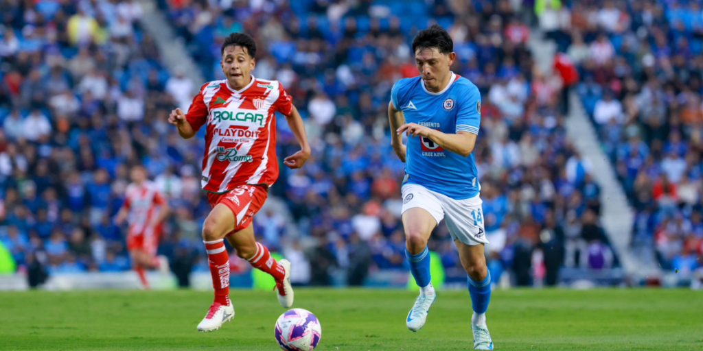 Cruz Azul thrashes Necaxa and establishes itself in the leadership of Mexican soccer