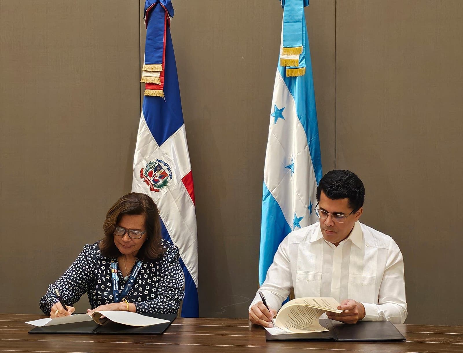 RD y Honduras fortalecen lazos turísticos con firma de Memorándum de Entendimiento