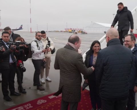 Delcy Rodríguez and Yván Gil landed in Russia to attend the Brics summit