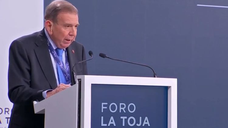 Edmundo González en Foro La Toja