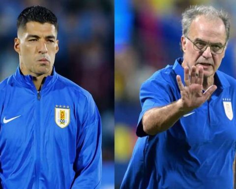 'El Pistolero' Luis Suárez shot Marcelo Bielsa