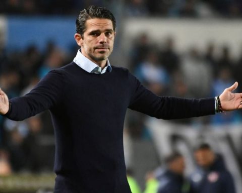 Fernando Gago is emerging as Boca's new technical director